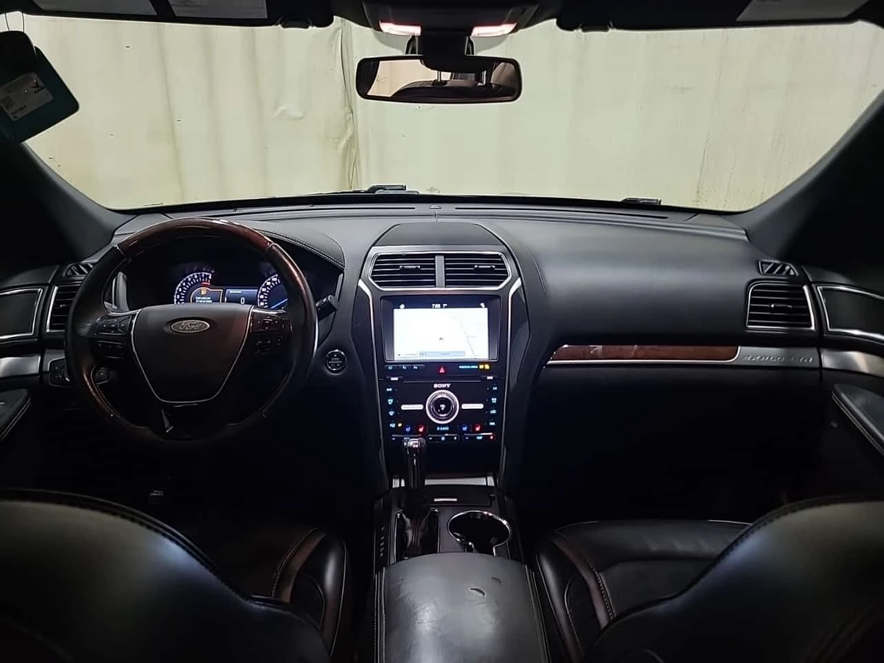 Ford Explorer * PLATINUM * АВТОКРЕДИТ БЕЗ ПЪРВОНАЧАЛНА ВНОСКА * , снимка 11 - Автомобили и джипове - 54605455