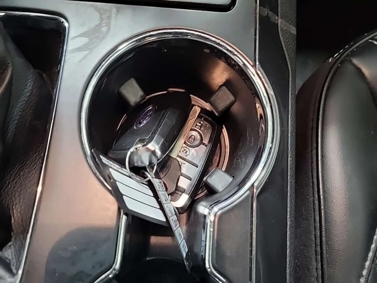 Ford Explorer * PLATINUM * АВТОКРЕДИТ БЕЗ ПЪРВОНАЧАЛНА ВНОСКА * , снимка 8 - Автомобили и джипове - 54605455