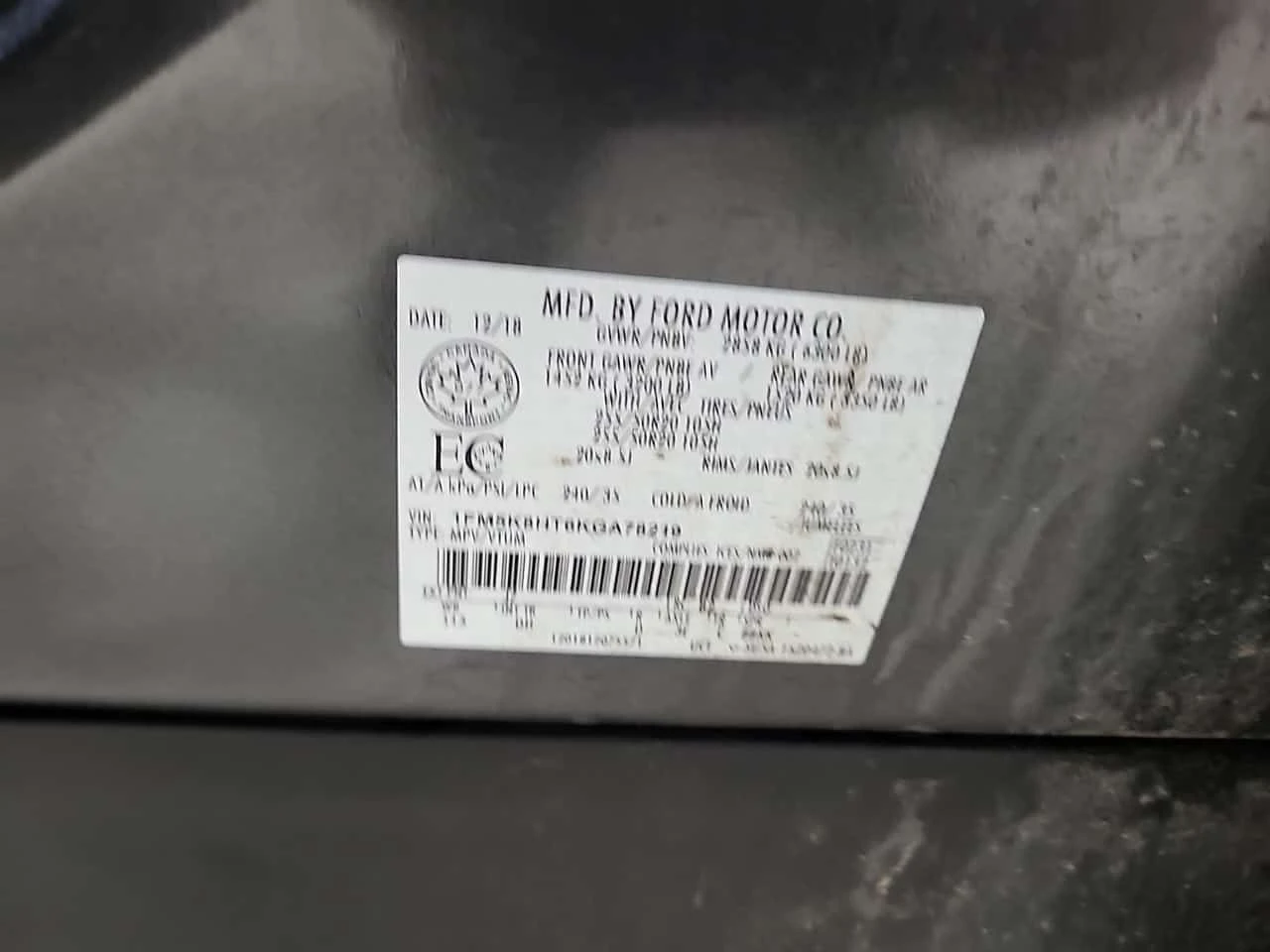 Ford Explorer * PLATINUM * АВТОКРЕДИТ БЕЗ ПЪРВОНАЧАЛНА ВНОСКА * , снимка 16 - Автомобили и джипове - 54605455