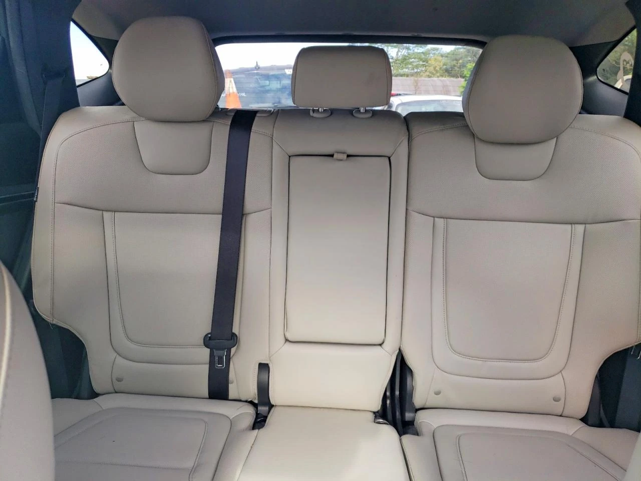 Hyundai Tucson 2.5l Sel, снимка 10 - Автомобили и джипове - 54732613