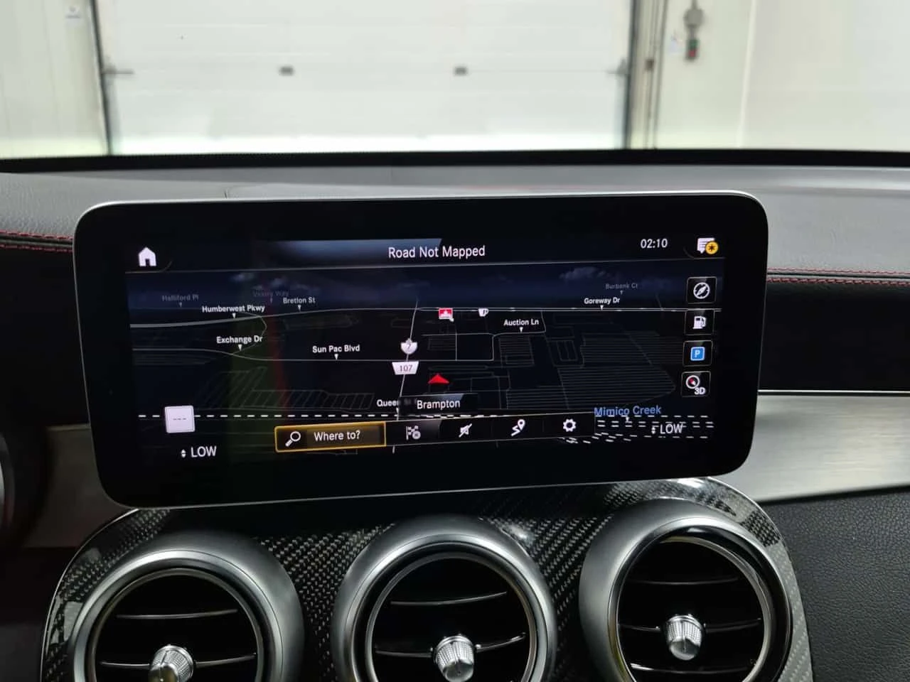 Mercedes-Benz GLC 43 AMG  HUD / 360 / DISTRONIC / PANO / MEMORY, снимка 13 - Автомобили и джипове - 55474979