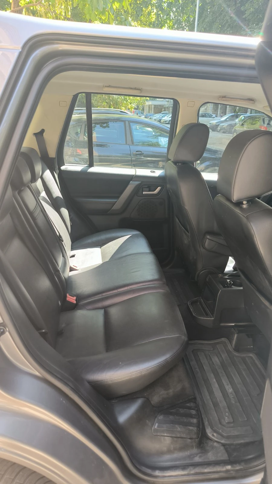 Land Rover Freelander 2.2 TD4 4x4, снимка 3 - Автомобили и джипове - 55748105