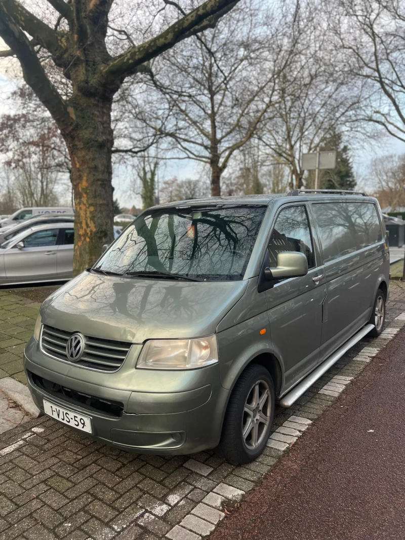 VW T5, снимка 1 - Бусове и автобуси - 49442146