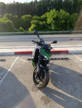  Kawasaki Z