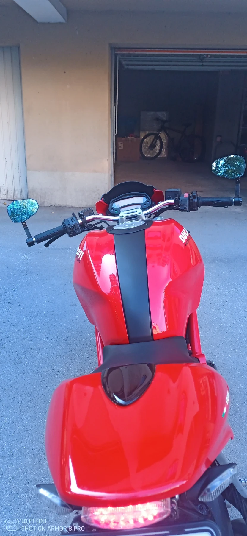 Ducati Monster Monster 696 - изображение 8