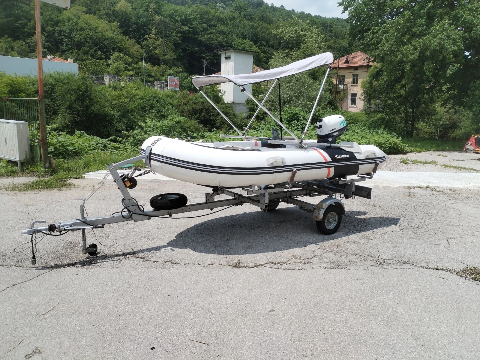 Надуваема лодка Yamaha Zander 
