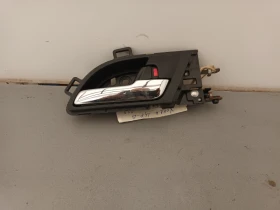 Дръжка предна дясна хонда црв 2.2д