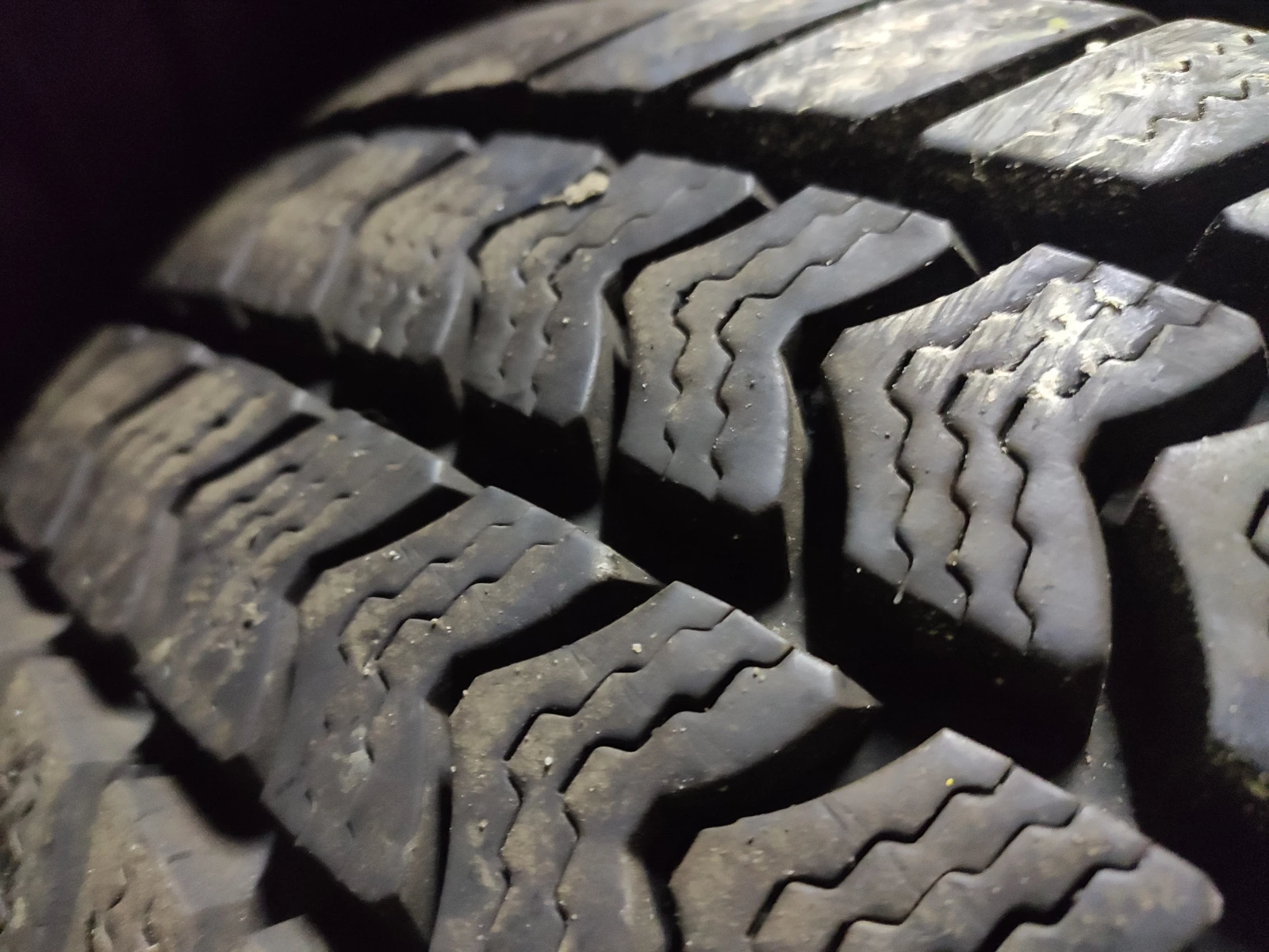  215/70R15 | Mobile.bg   6