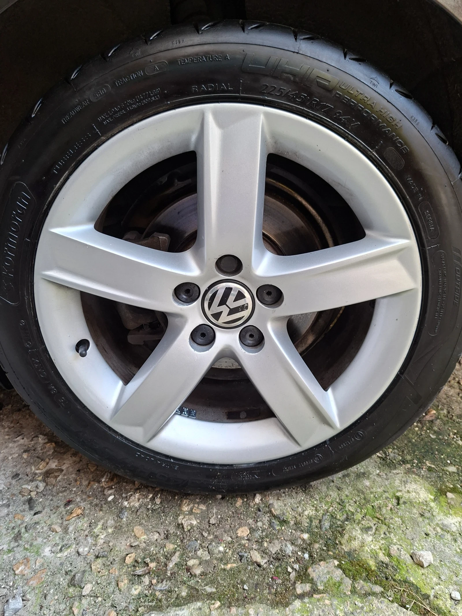 ���� � ������ 225/45R17 | Mobile.bg � ����������� 1