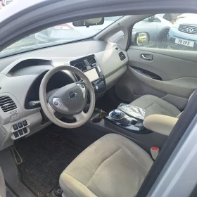 Nissan Leaf  24 kw НА ЧАСТИ , снимка 8