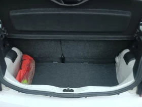 VW Up - 4090 € / 7999.34 лв. - 53417313 8