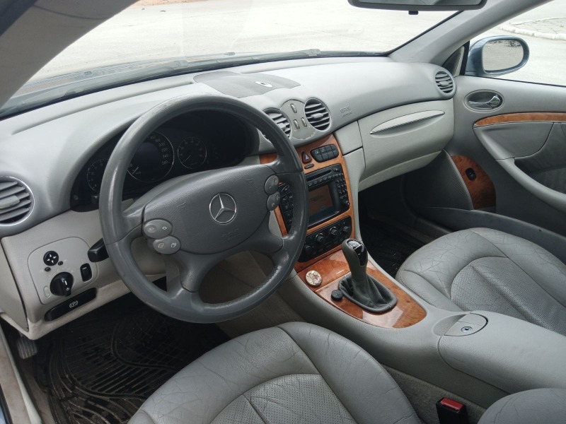 Mercedes-Benz CLK 240, снимка 8 - Автомобили и джипове - 45511268