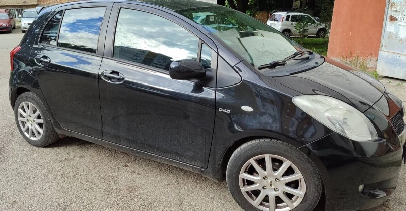 Toyota Yaris 1.4 D4D, снимка 2 - Автомобили и джипове - 45741922