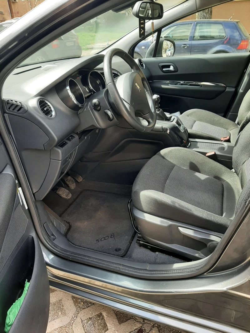 Peugeot 5008, снимка 9 - Автомобили и джипове - 47743651