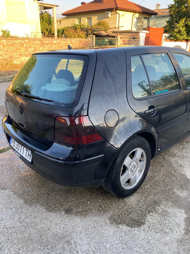 VW Golf, снимка 2 - Автомобили и джипове - 47020779