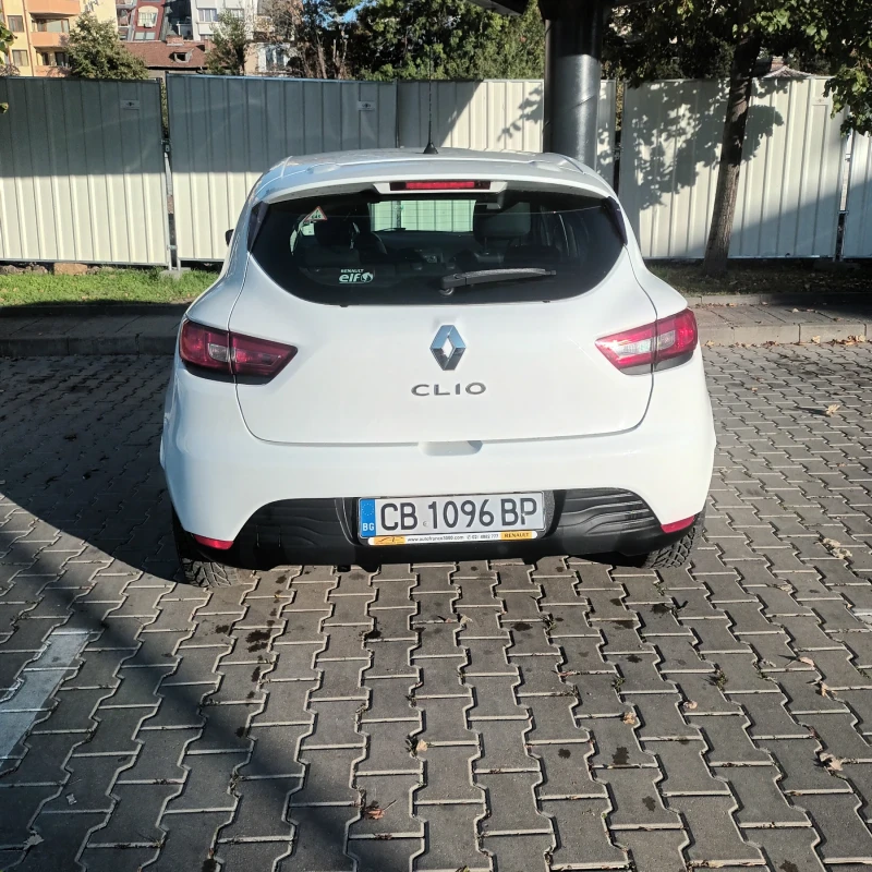 Renault Clio, снимка 4 - Автомобили и джипове - 47646601