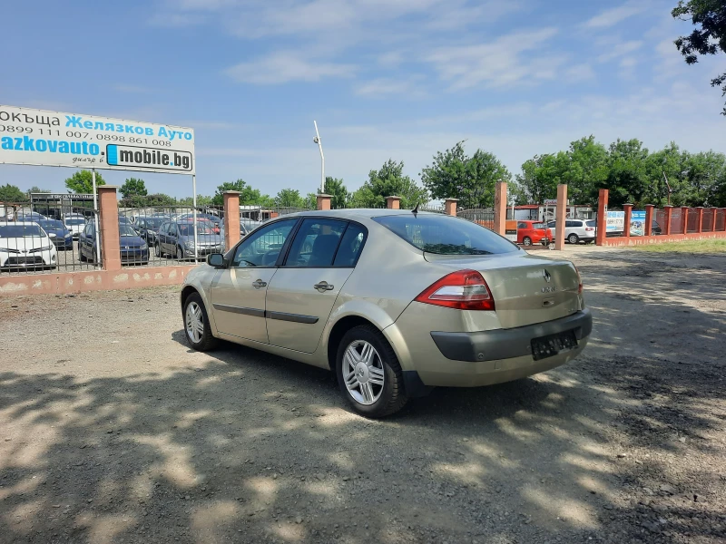 Renault Megane 1.6i, снимка 3 - Автомобили и джипове - 50630553