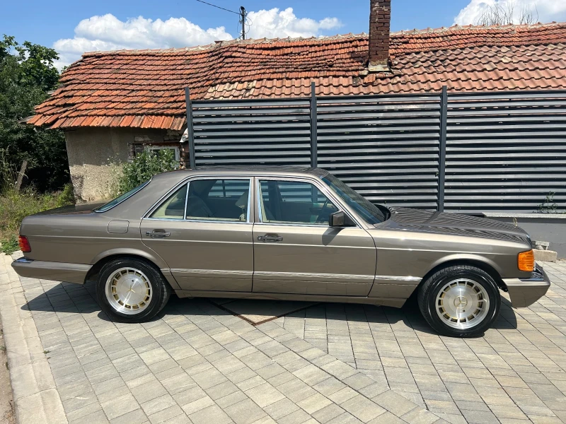 Mercedes-Benz 126 300 SE Gold Edition , снимка 8 - Автомобили и джипове - 51912299