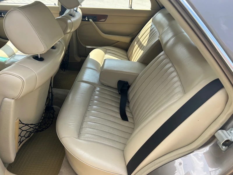 Mercedes-Benz 126 300 SE Gold Edition , снимка 12 - Автомобили и джипове - 51912299