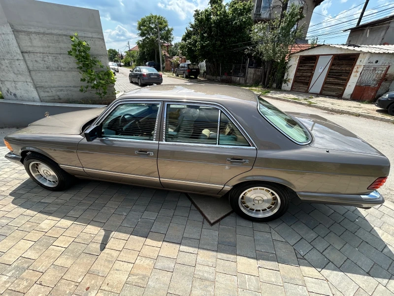 Mercedes-Benz 126 300 SE Gold Edition , снимка 4 - Автомобили и джипове - 51912299