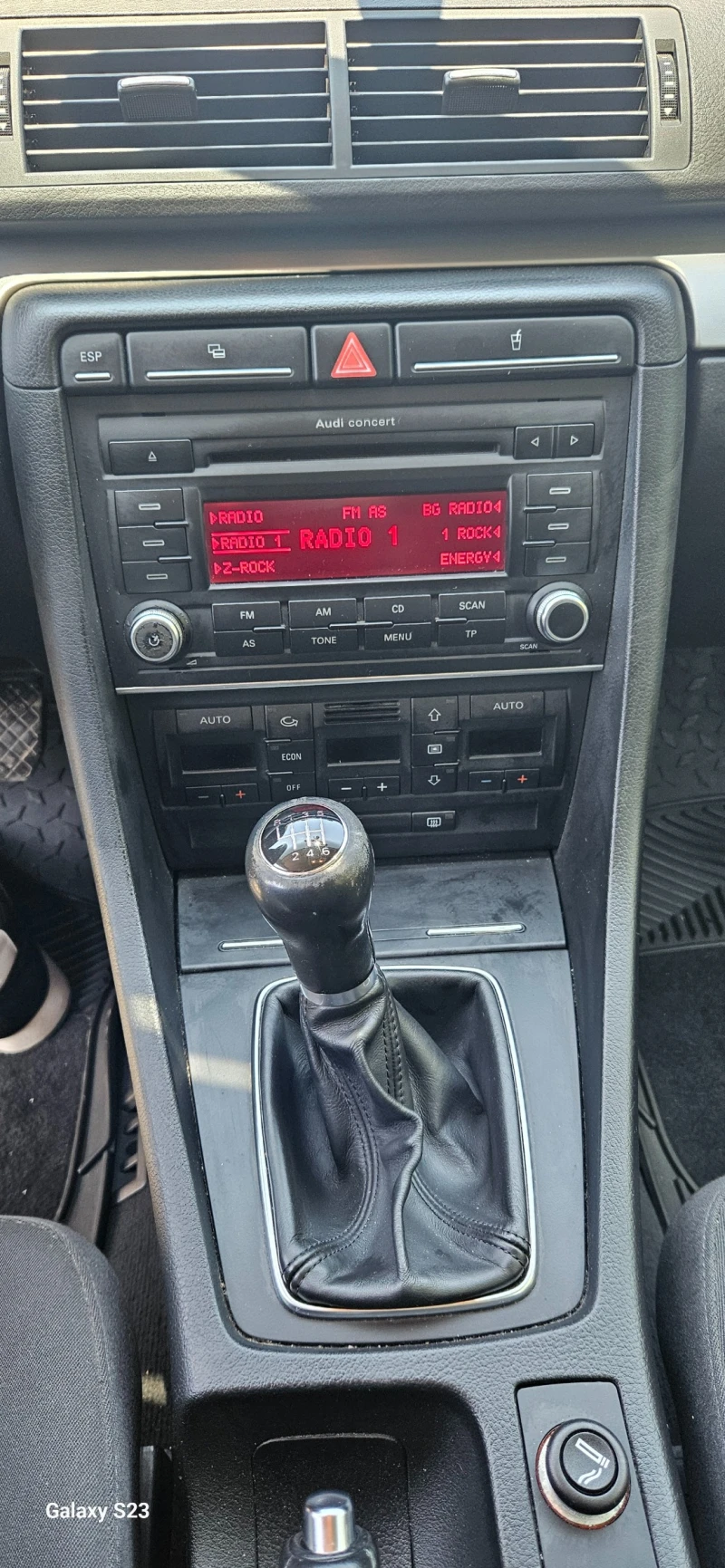 Audi A4 2.0TDI, 8 клапана, снимка 15 - Автомобили и джипове - 51412219