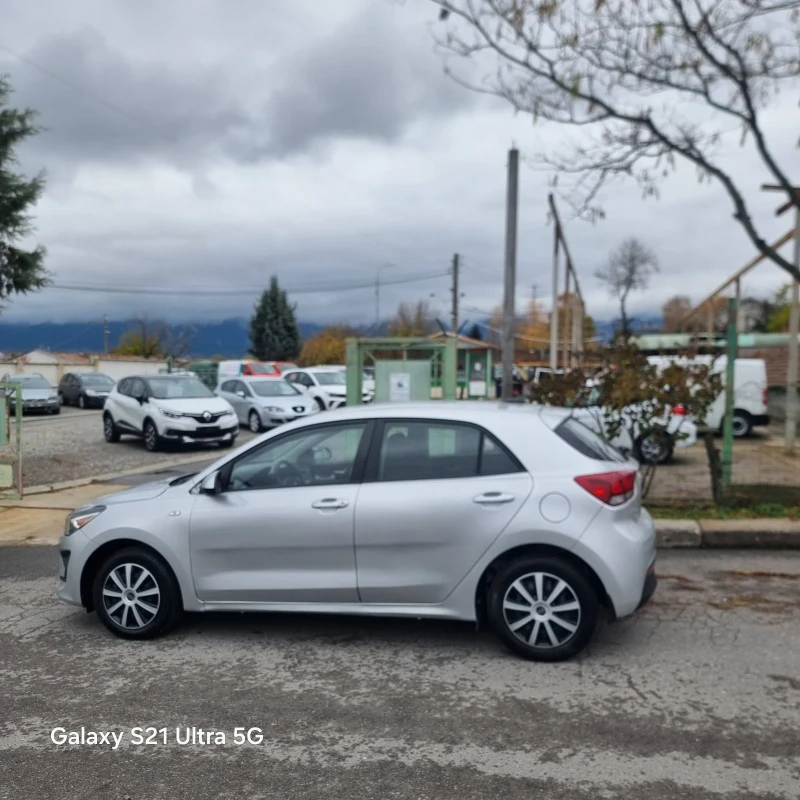 Kia Rio, снимка 8 - Автомобили и джипове - 52486426