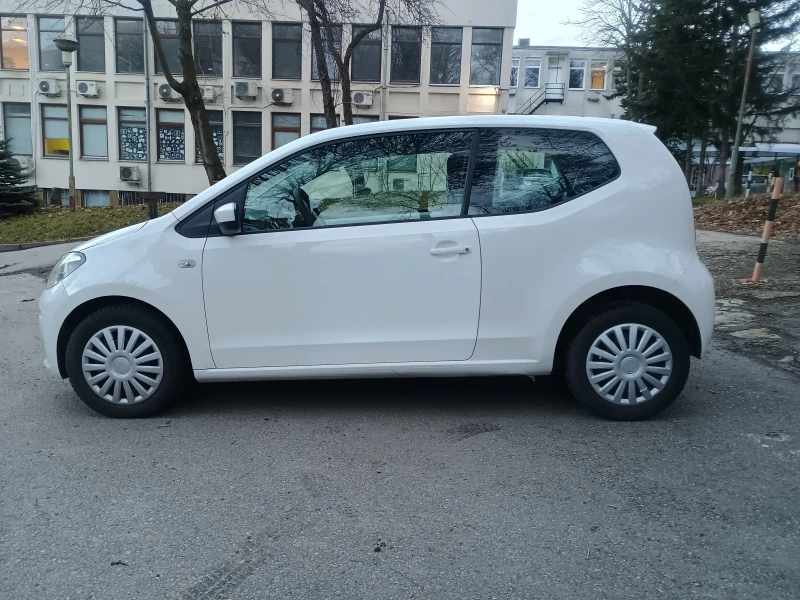 VW Up, снимка 4 - Автомобили и джипове - 53528334