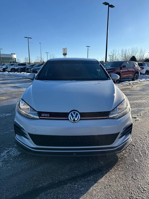 VW Golf * GTI * CARFAX * БЕЗ ПЪРВОНАЧАЛНА ВНОСКА, снимка 6 - Автомобили и джипове - 52943760