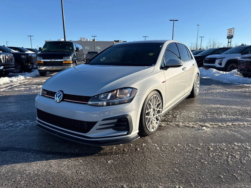 VW Golf * GTI * CARFAX * БЕЗ ПЪРВОНАЧАЛНА ВНОСКА, снимка 1