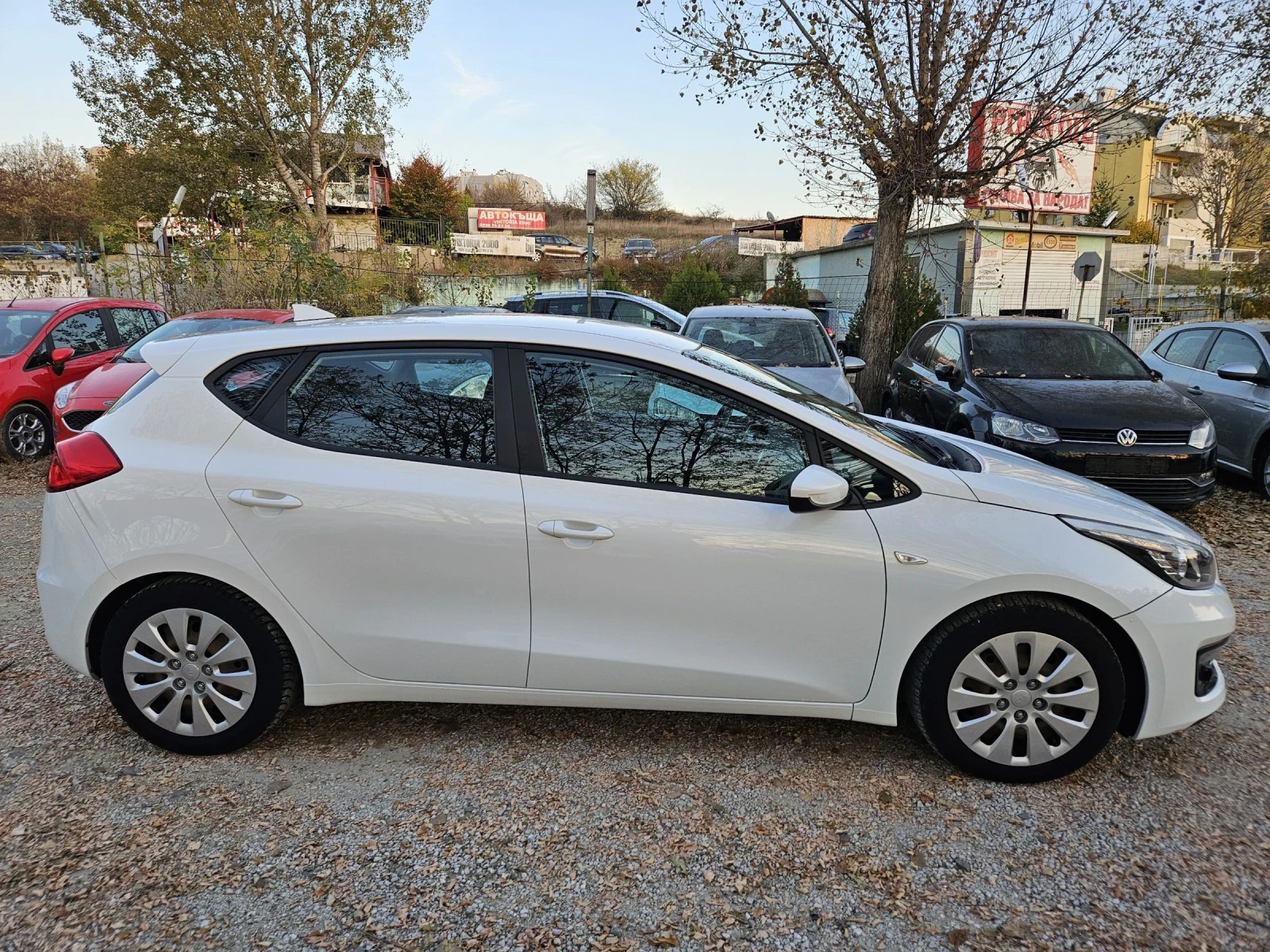 Kia Ceed 1.6crdi Navi euro6 - изображение 3