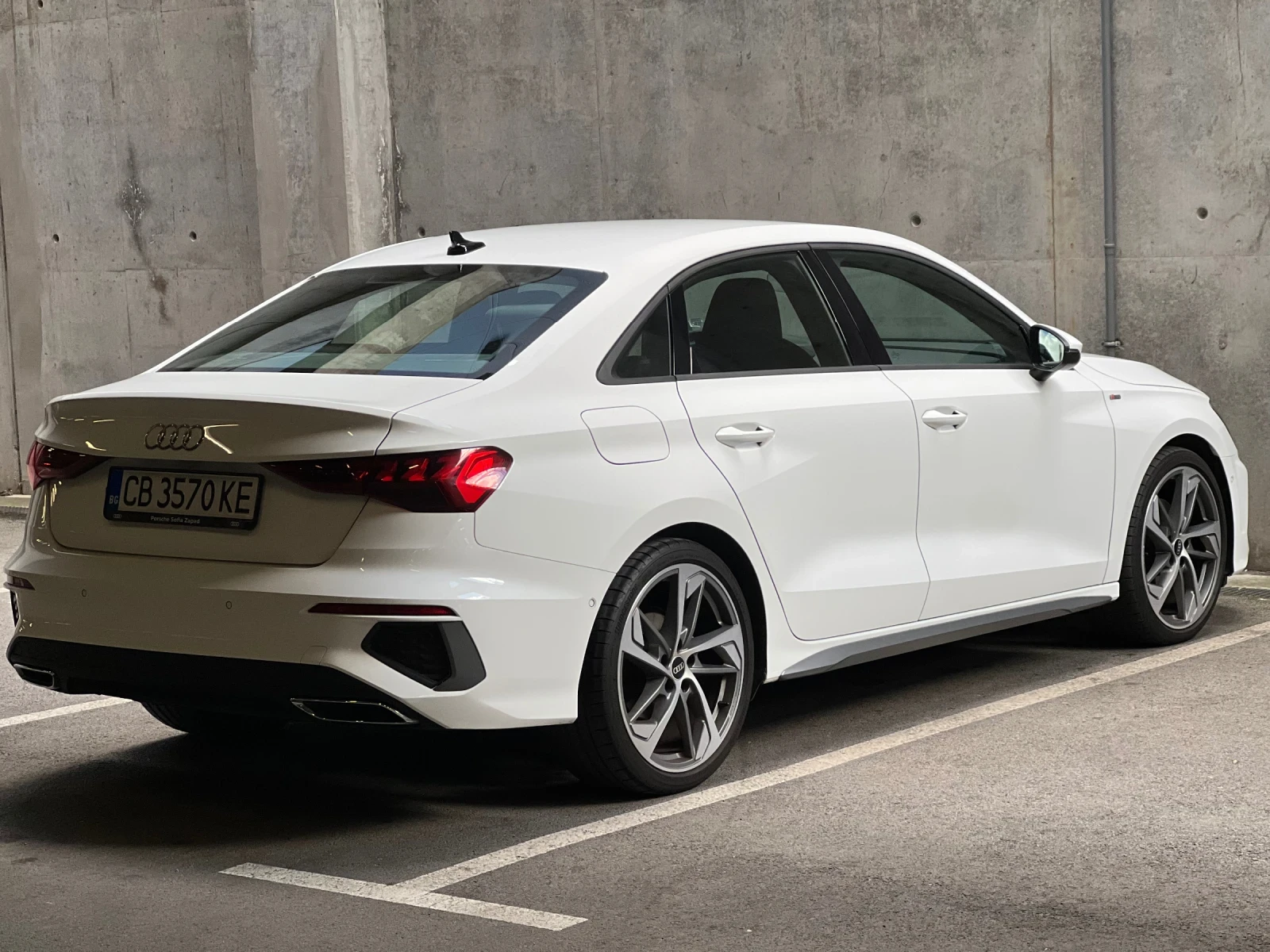 Audi A3 1.5TFSI/3xSline/Head-up/B&O/ - изображение 3
