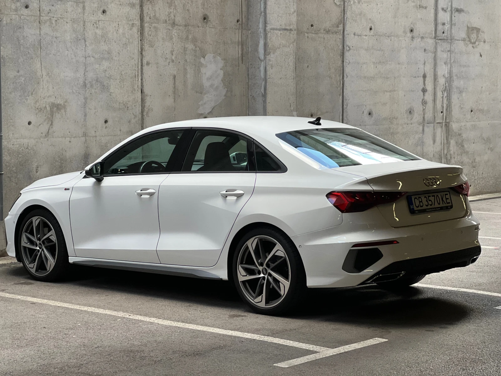 Audi A3 1.5TFSI/3xSline/Head-up/B&O/ - изображение 4