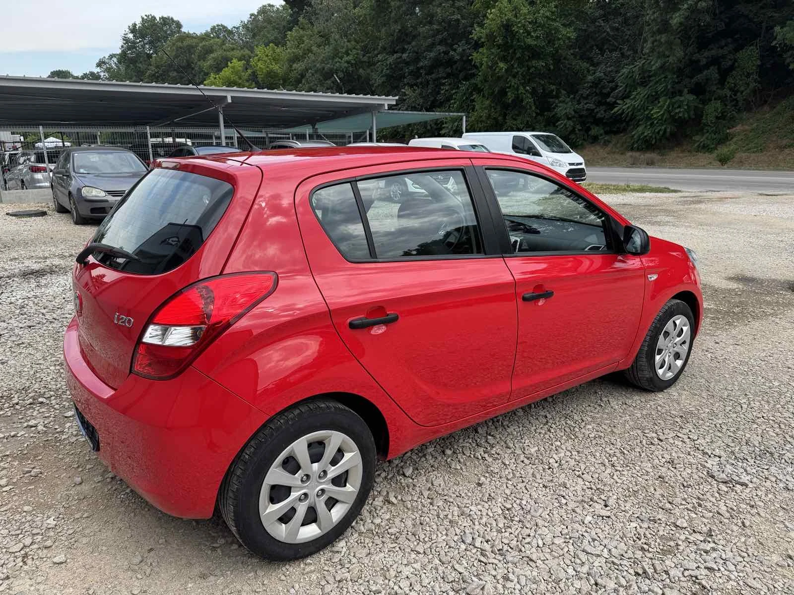 Hyundai I20 BENZIN* TOP* KLIMATIK* EVRO5 - изображение 9