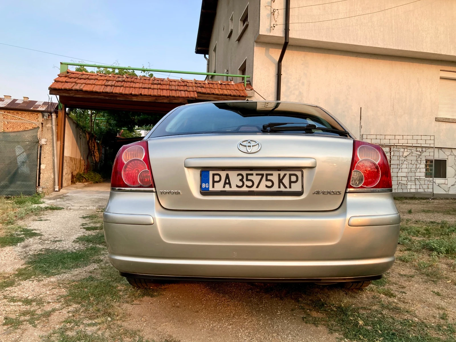 Toyota Avensis  - изображение 5
