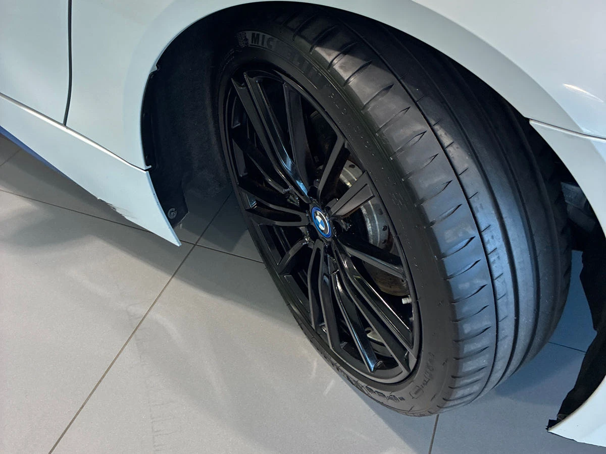 BMW i8 CARFAX    | Mobile.bg   13