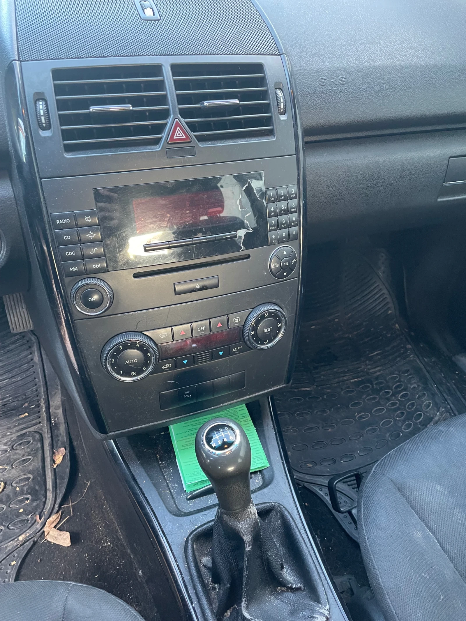 Mercedes-Benz A 180  - изображение 6