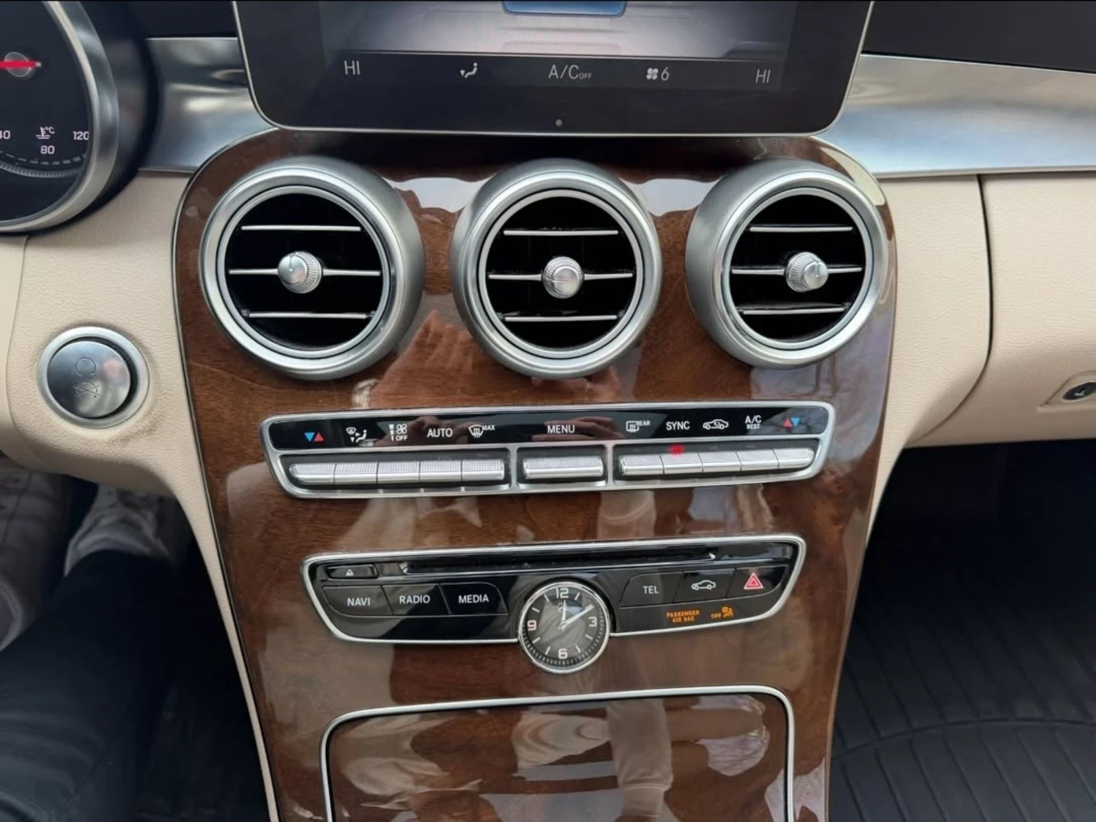 Mercedes-Benz C 300 Panorama/�������/2015/139�.��/Carfax | Mobile.bg � ����������� 13