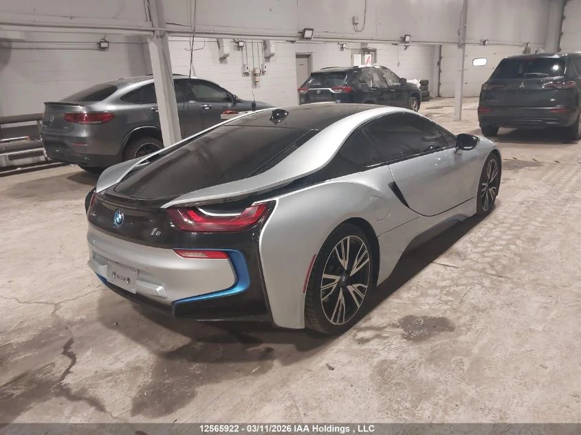 BMW i8 Keyless* Ambient* Подгреви* HUD* HK* , снимка 6 - Автомобили и джипове - 53849718