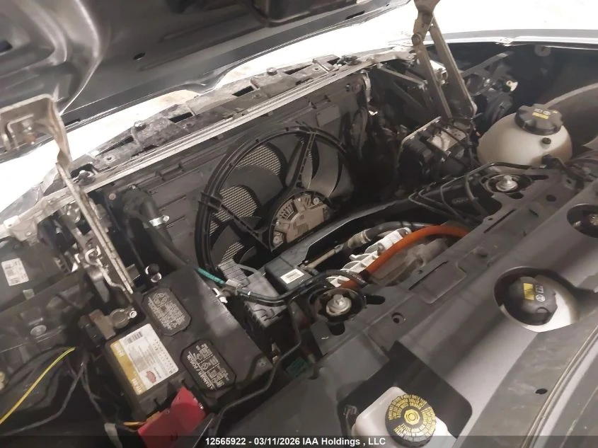 BMW i8 Keyless* Ambient* Подгреви* HUD* HK* , снимка 11 - Автомобили и джипове - 53849718