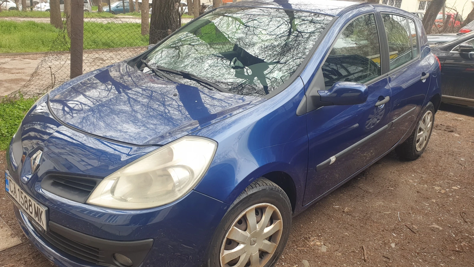 Renault Clio, снимка 4 - Автомобили и джипове - 54039811