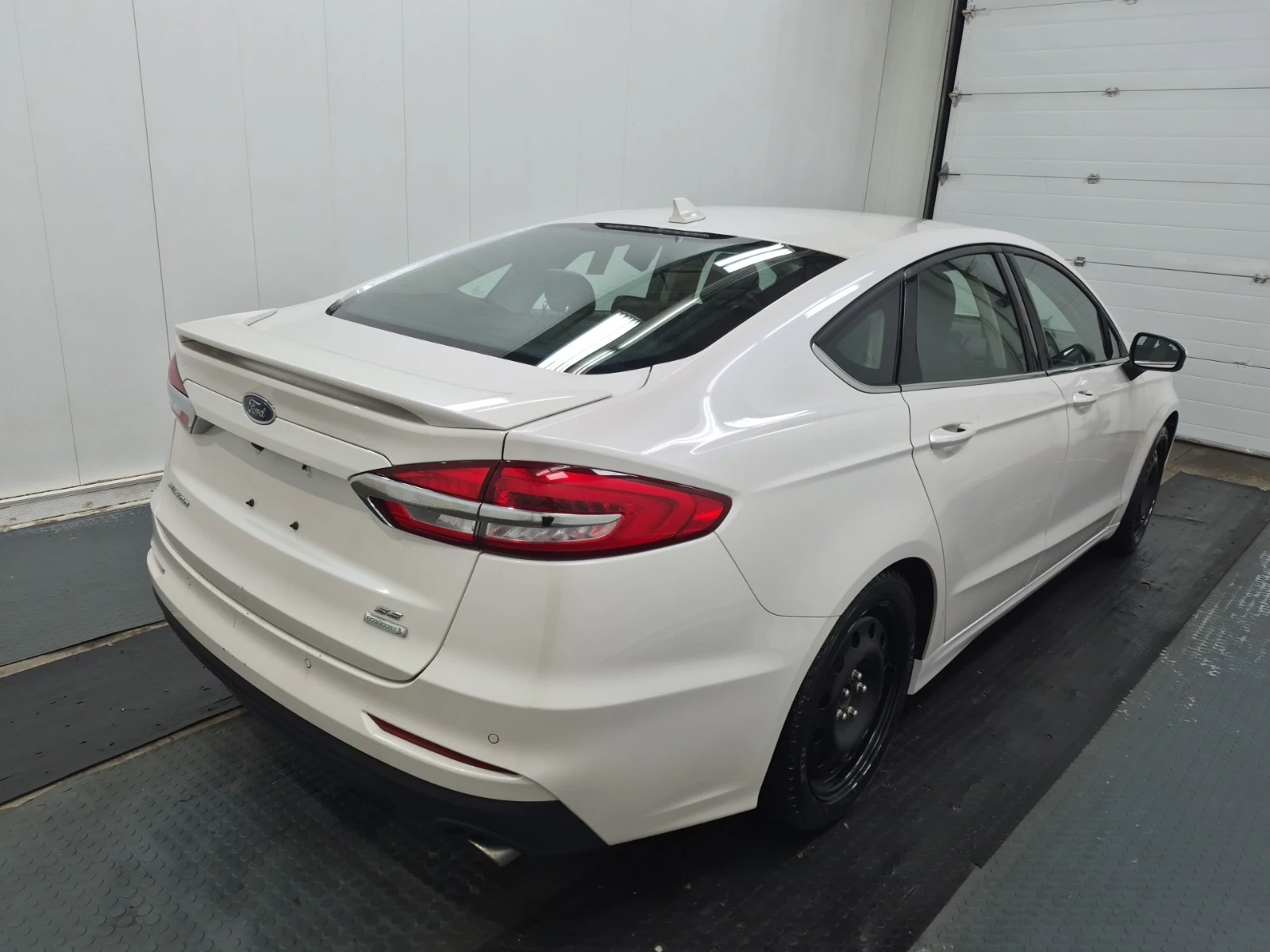 Ford Fusion  SE FWD, снимка 5 - Автомобили и джипове - 54493116