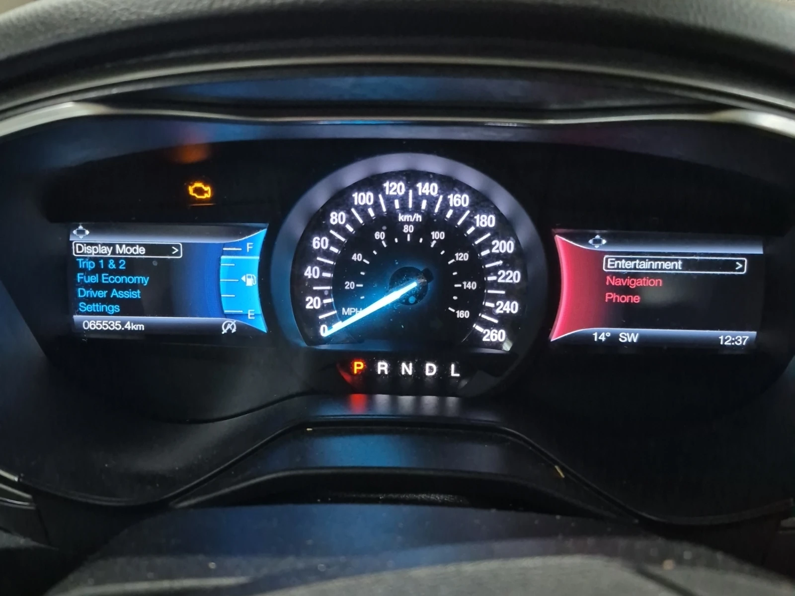 Ford Fusion  SE FWD, снимка 14 - Автомобили и джипове - 54493116