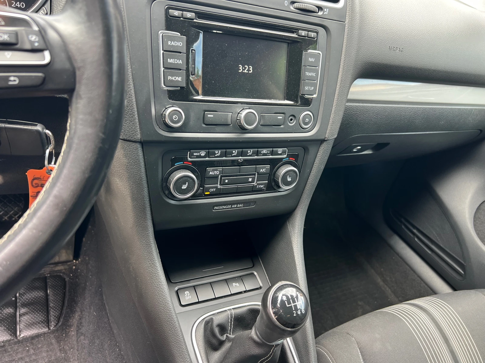 VW Golf Германия перфект, снимка 12 - Автомобили и джипове - 54572633
