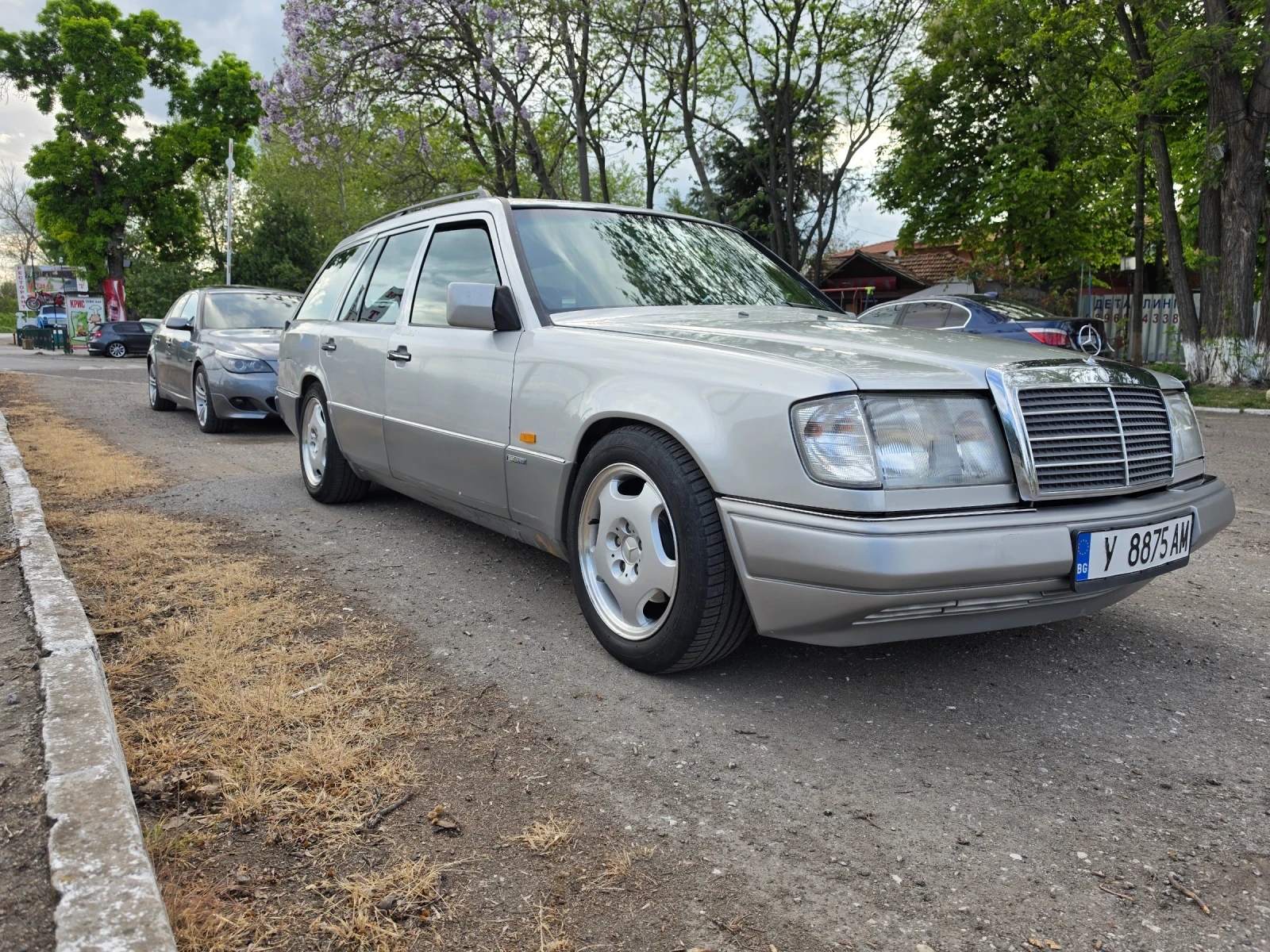 Mercedes-Benz 124 Sport Line, снимка 7 - Автомобили и джипове - 54649906