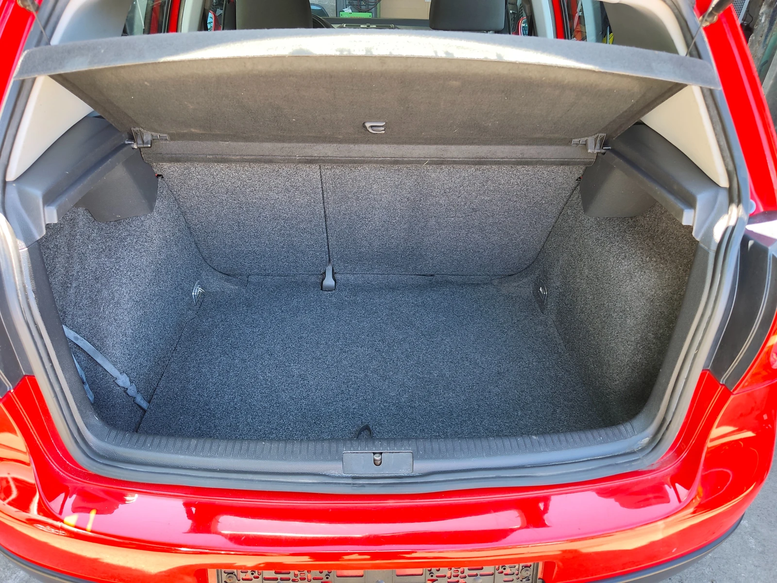 VW Golf 1.9TDI, снимка 10 - Автомобили и джипове - 54679552