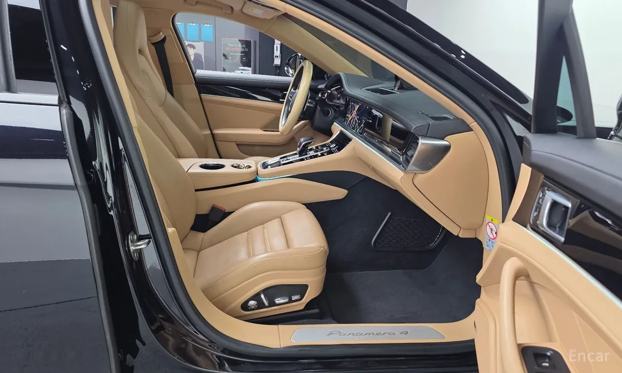 Porsche Panamera AWD | Кожен салон | Панорамен покрив | BOSE аудио, снимка 11 - Автомобили и джипове - 55202237