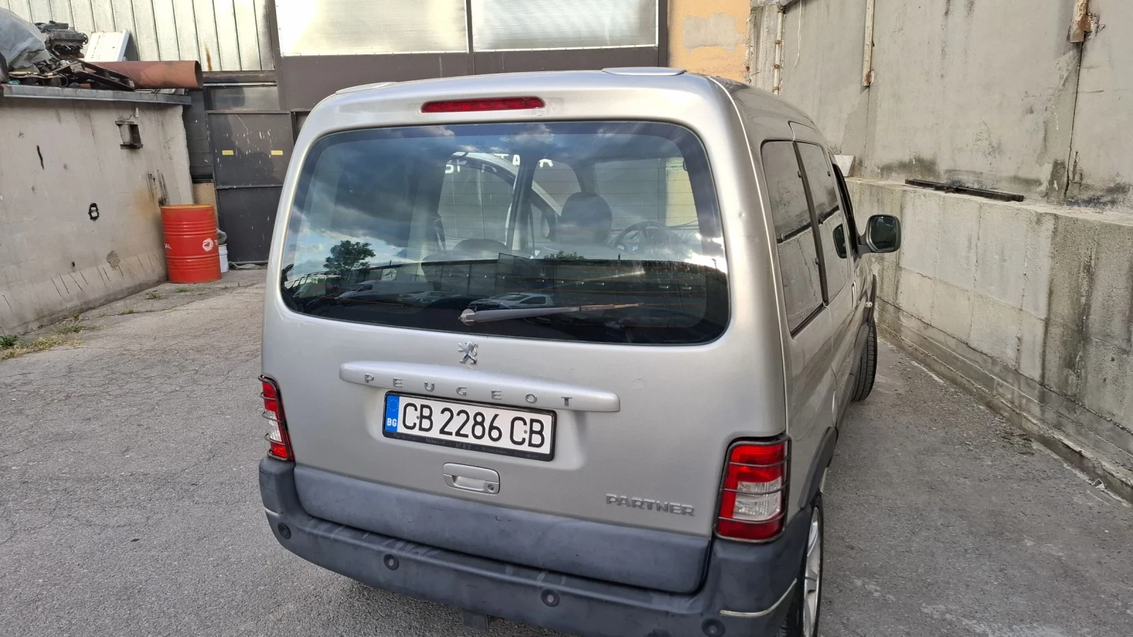 Peugeot Partner 1.6 hdi, снимка 5 - Автомобили и джипове - 55381805
