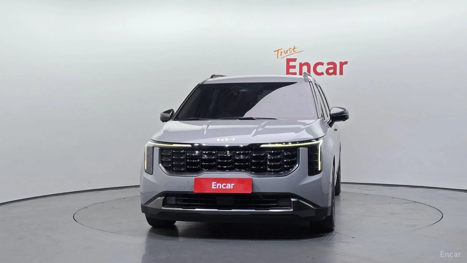 Kia Carnival Gravity* 7МЕСТЕН* ДИСТРОНИК* МАСАЖИ* ОБДУХВАНЕ* , снимка 2 - Автомобили и джипове - 55524317