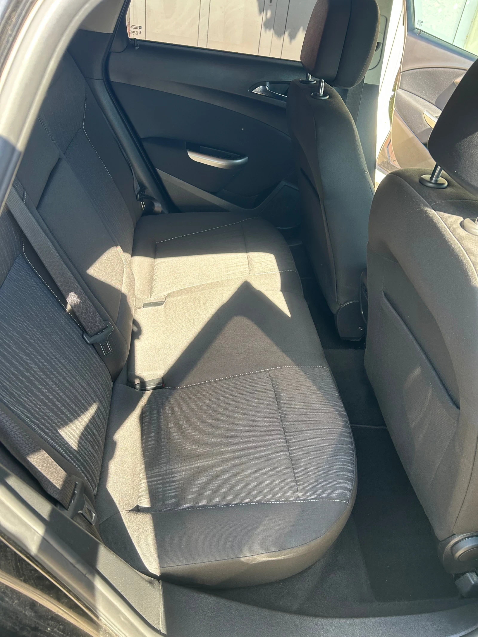 Opel Astra astra j cosmo, снимка 7 - Автомобили и джипове - 55598044