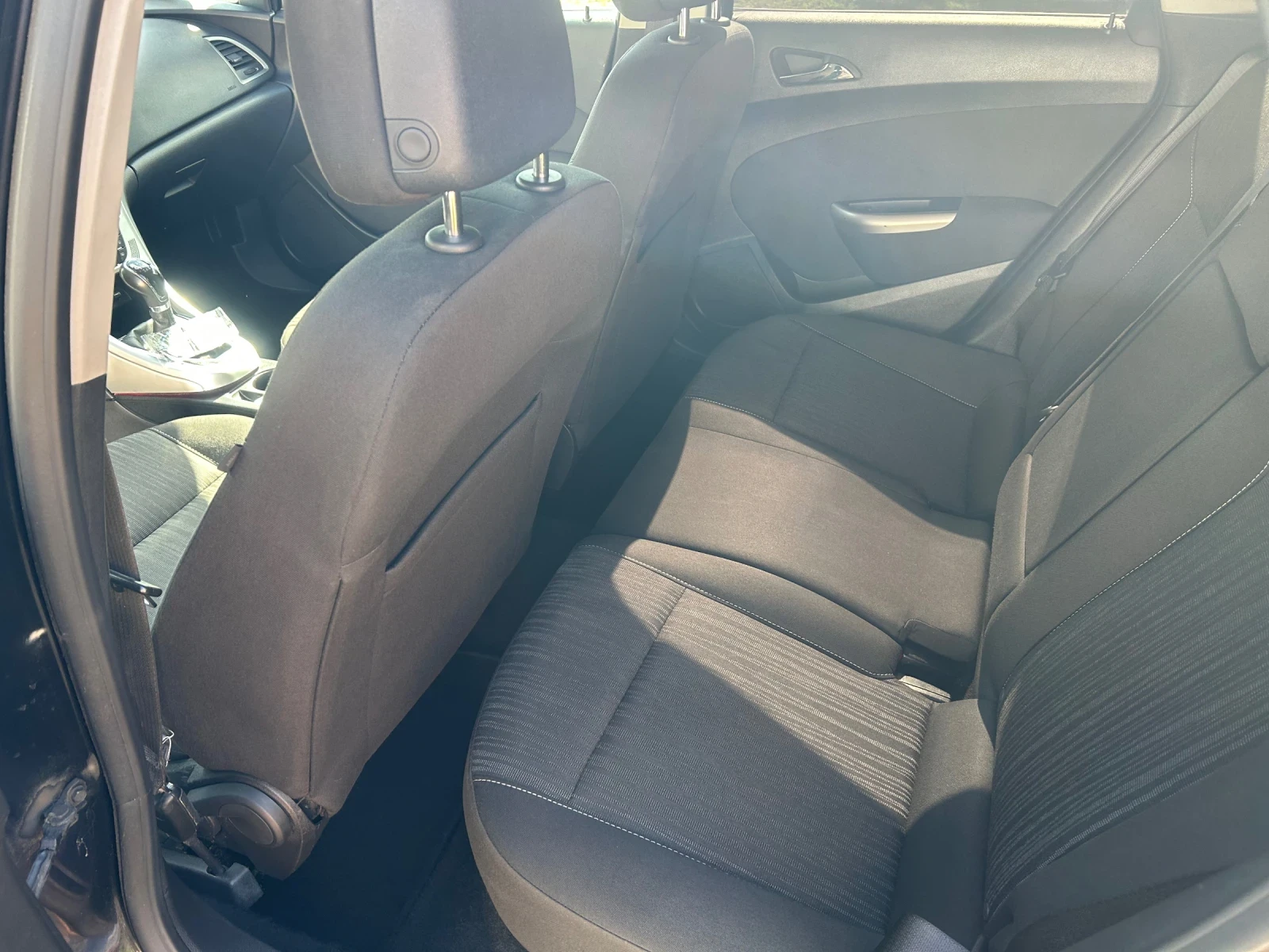 Opel Astra astra j cosmo, снимка 10 - Автомобили и джипове - 55598044